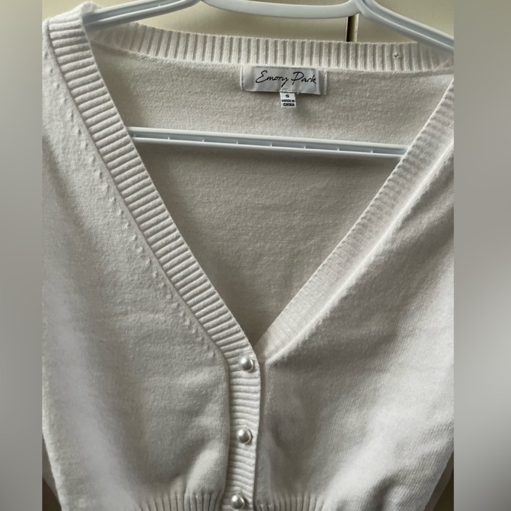 Cropped Button Up Emory Park Sweater - Picture 3 of 3